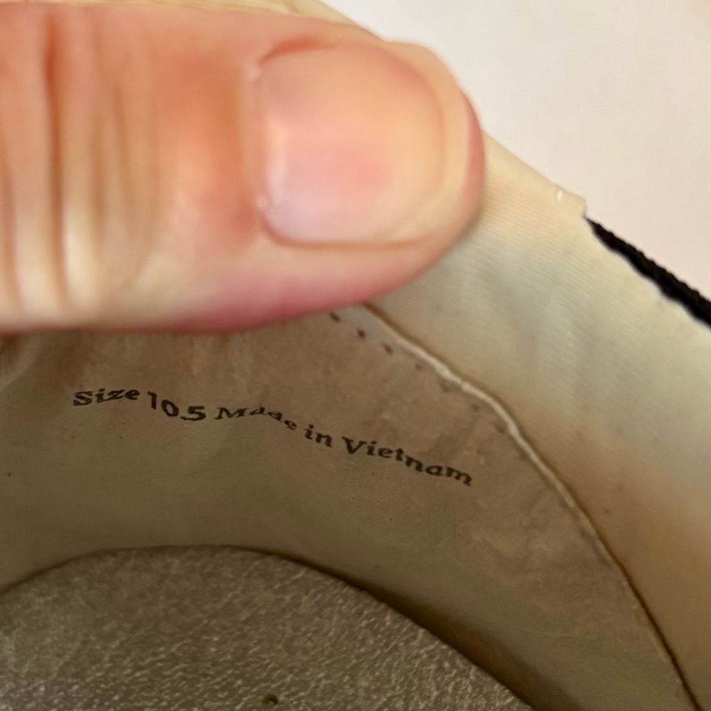 Like New Dolce Vita Dolen Nylon Sneaker in black Womens Sz (10) - Picture 8 of 9